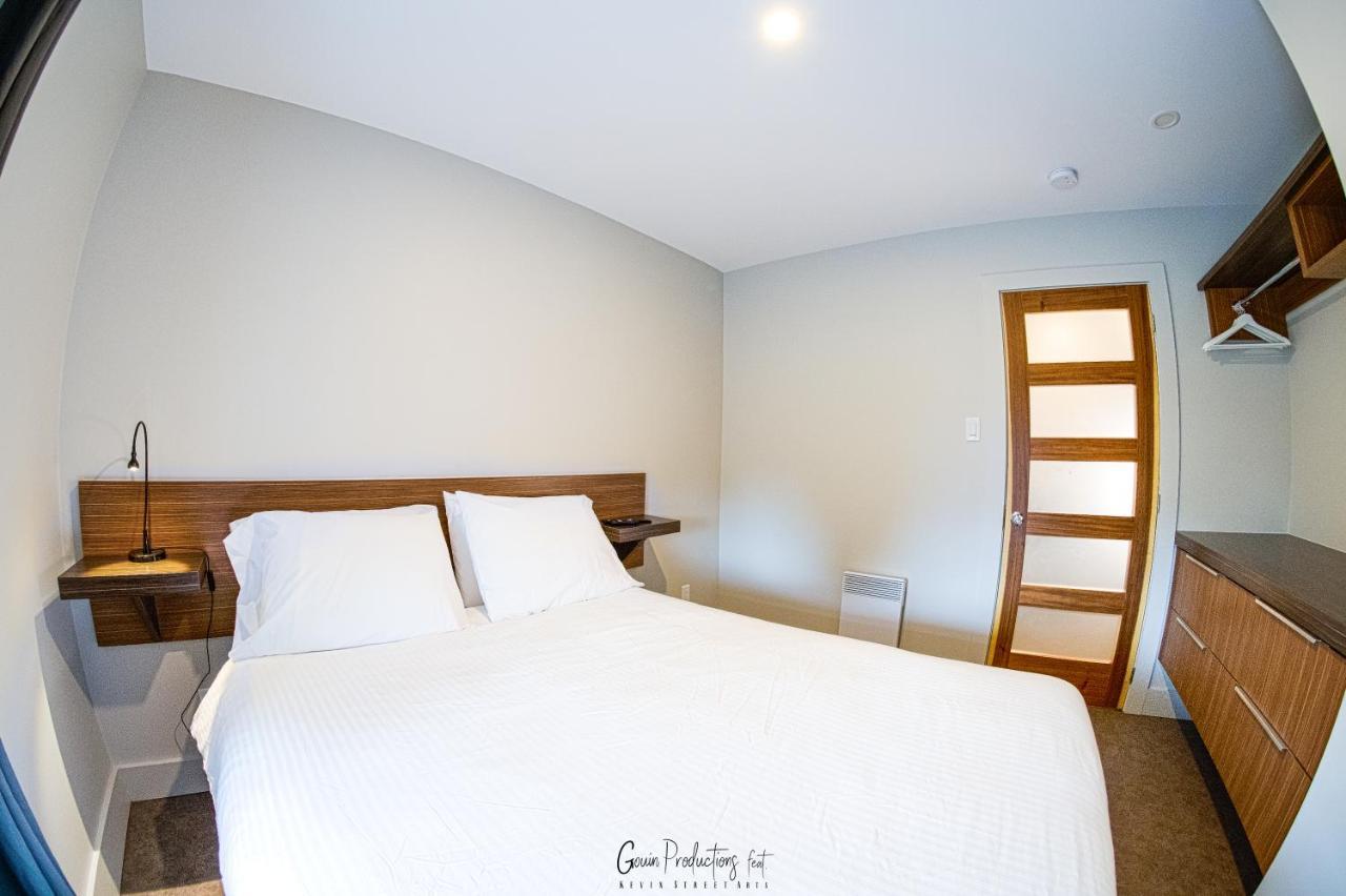 Morel Executive Suites Эдмундстон Экстерьер фото